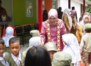 Segudang Prestasi Perempuan Inspiratif Winarni Nanang Ermanto