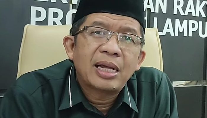 Sekretaris Komisi IV DPRD Lampung, Yusnadi Sidak ke Pembangunan Jembatan di Lamtim