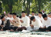 Gubernur Lampung Salat Idul Adha di Lapangan Saburai, Sampaikan Makna Pengorbanan dan Keikhlasan