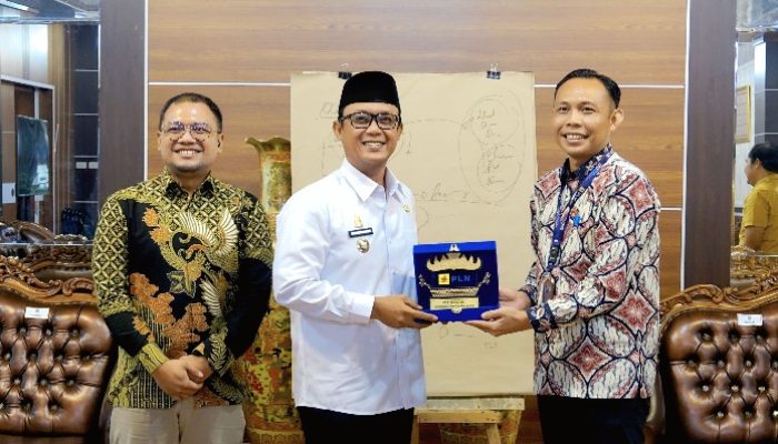 Audiensi Strategis Bersama PLN, Bupati Ardito Tekankan Kebutuhan Listrik Masyarakat