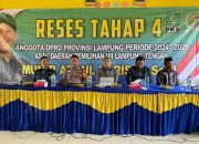 Munir Lanjutkan Reses Hari Kedua di Slusuban dan Gayau Sakti