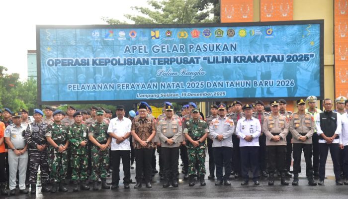 Hadiri Apel Operasi Lilin, Ketua DPRD Ajak Semua Elemen Jaga Keamanan