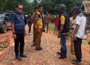 Viral di Medsos, Deni Ribowo Tinjau dan Dorong Perbaikan Jalan di Tanjung Ratu Way Kanan