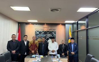 Usai Dipanggil BK DPRD Lampung, Andy Roby Goda Wartawan: “Sudah Makan Belum?”