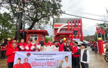Momentum Nuzulul Qur’an, PDIP Lampung Berbagi Takjil dan Santuni Anak Yatim
