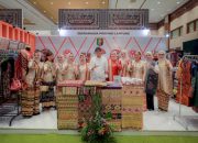 Ketua Dekranasda Lampung, Batin Wulan Hadiri INACRAFT 2026